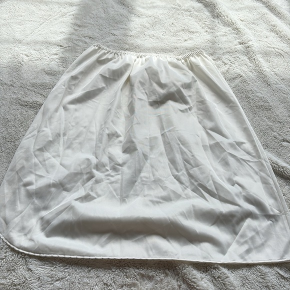 Vintage French Maid White Slip Skirt | Lace Trim | Y2K Lingerie | Coquette - Picture 3 of 5